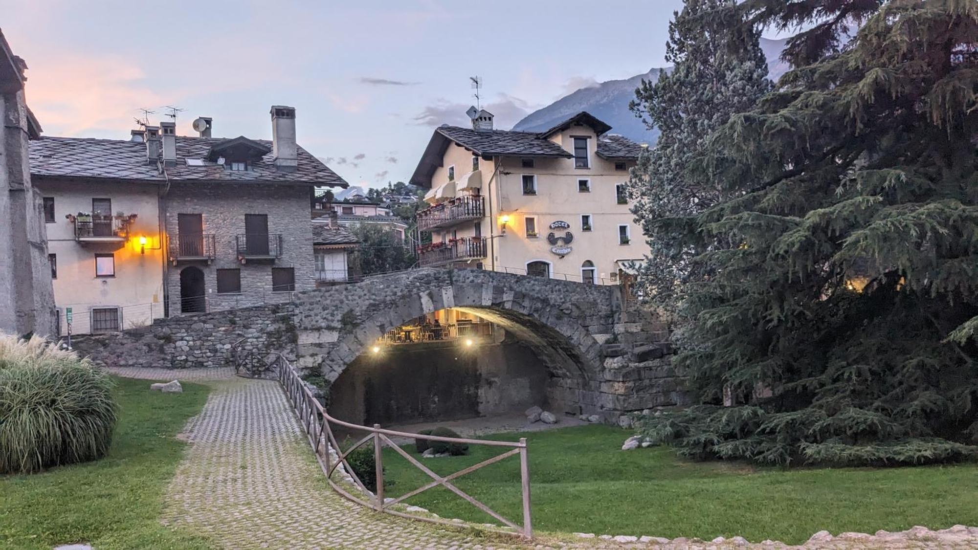 Maison Du Pont Romain أَويستا المظهر الخارجي الصورة